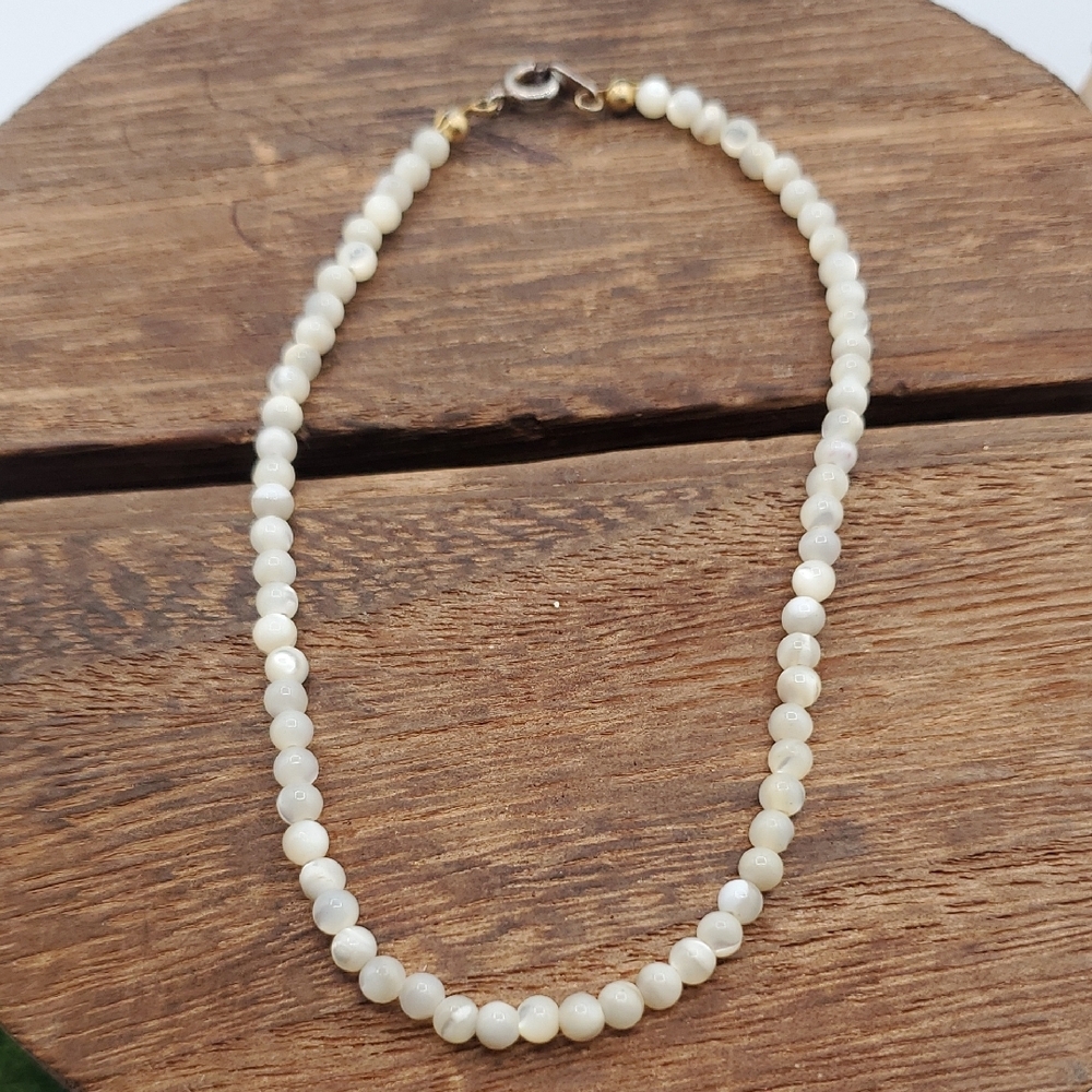 Classic Moonstone Cream Beaded Bracelet B3426